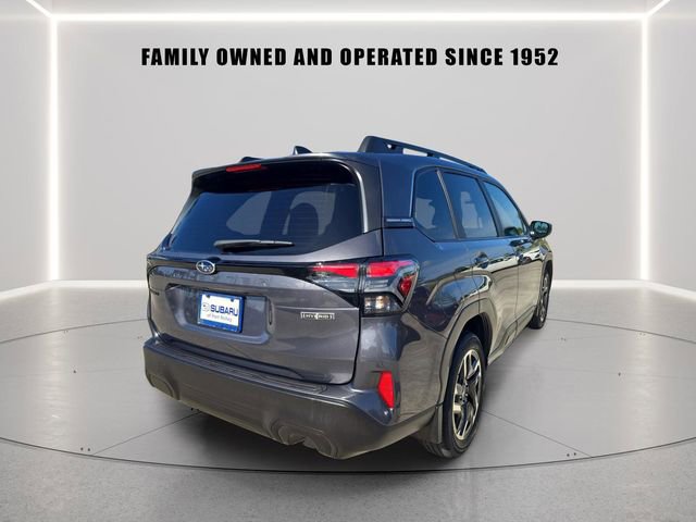 Used 2025 Subaru Forester Premium image 3