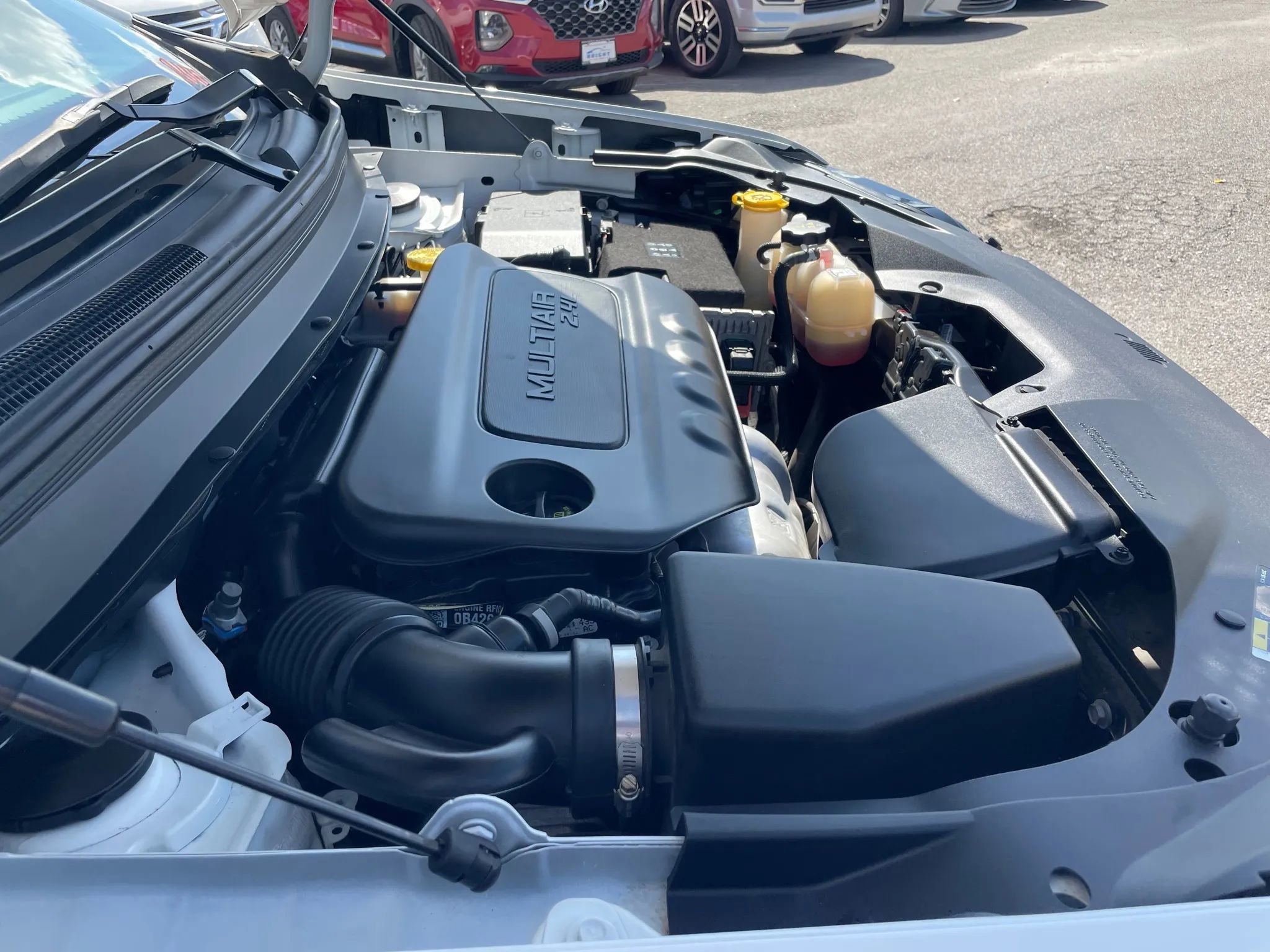 Used 2019 Jeep Cherokee Limited w/ Luxury Group image 7