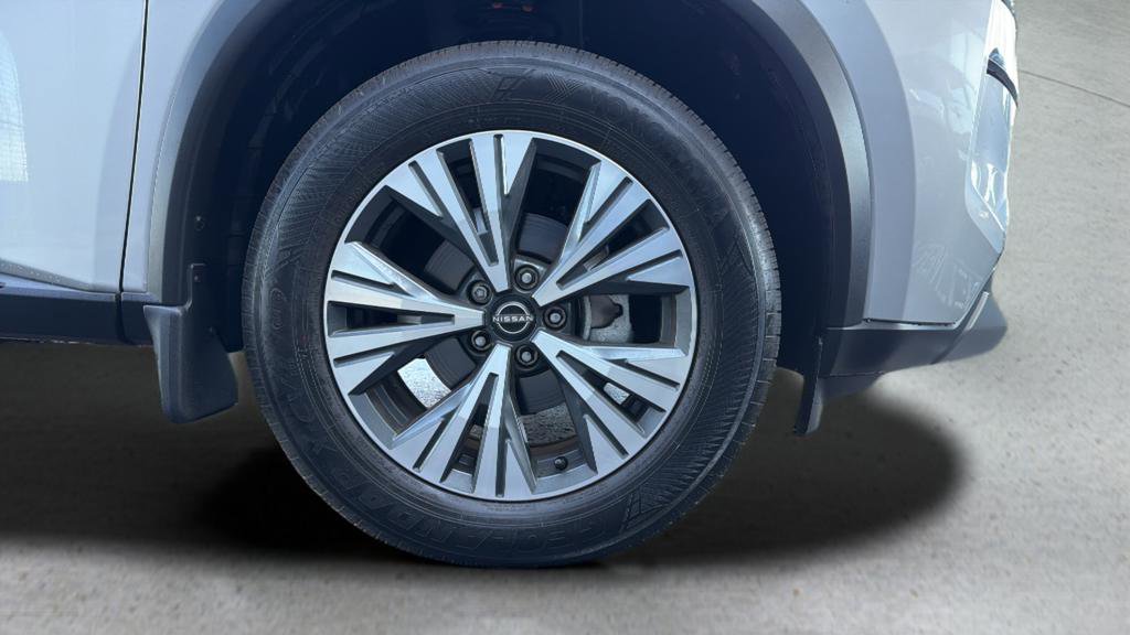 Certified 2023 Nissan Rogue SV AWD/4WD image 24