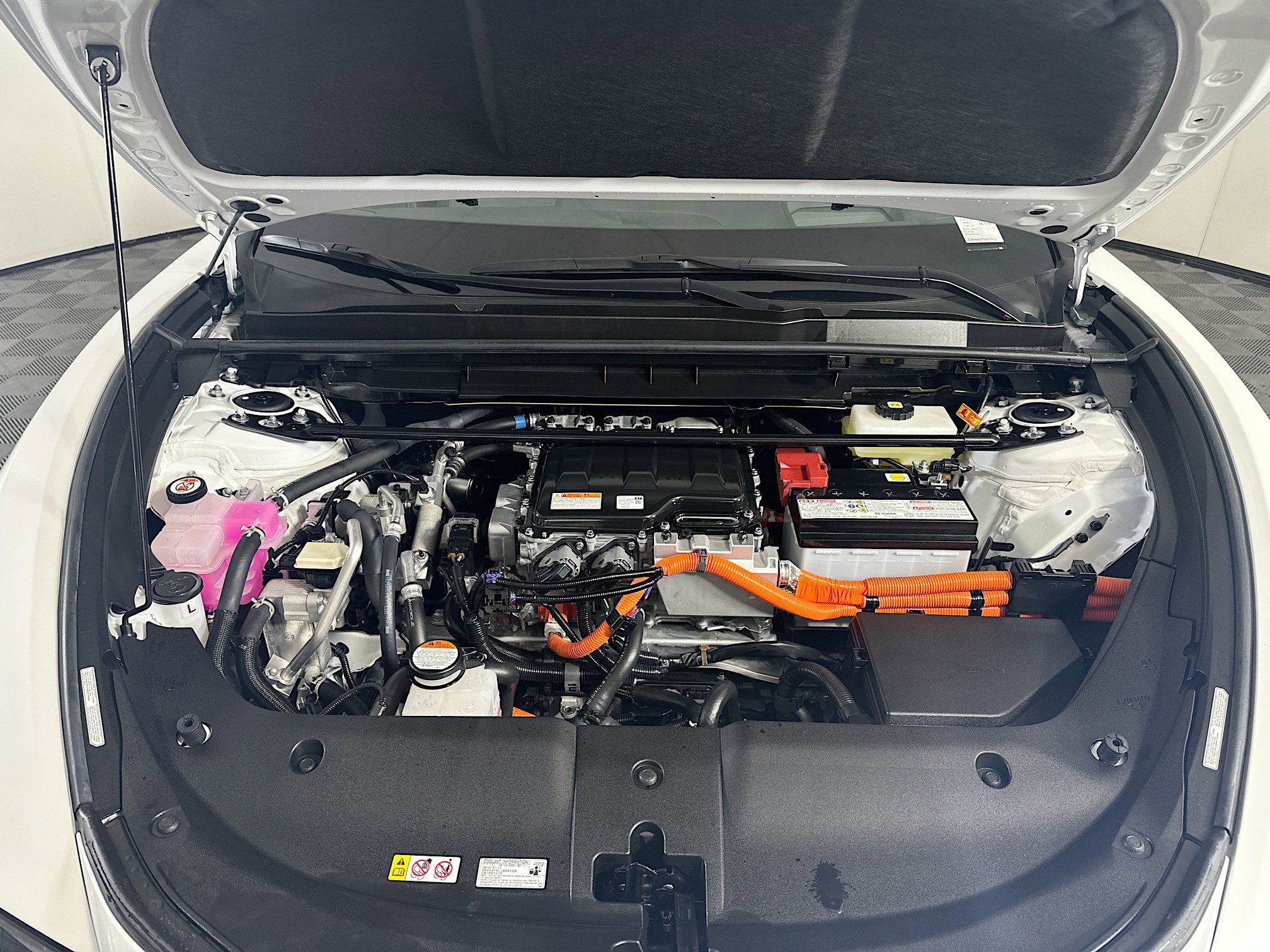 Used 2023 Lexus RZ 450e Premium w/ Technology Package image 36