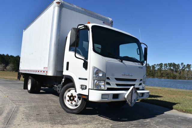 Used 2018 Isuzu NPR RWD image 1