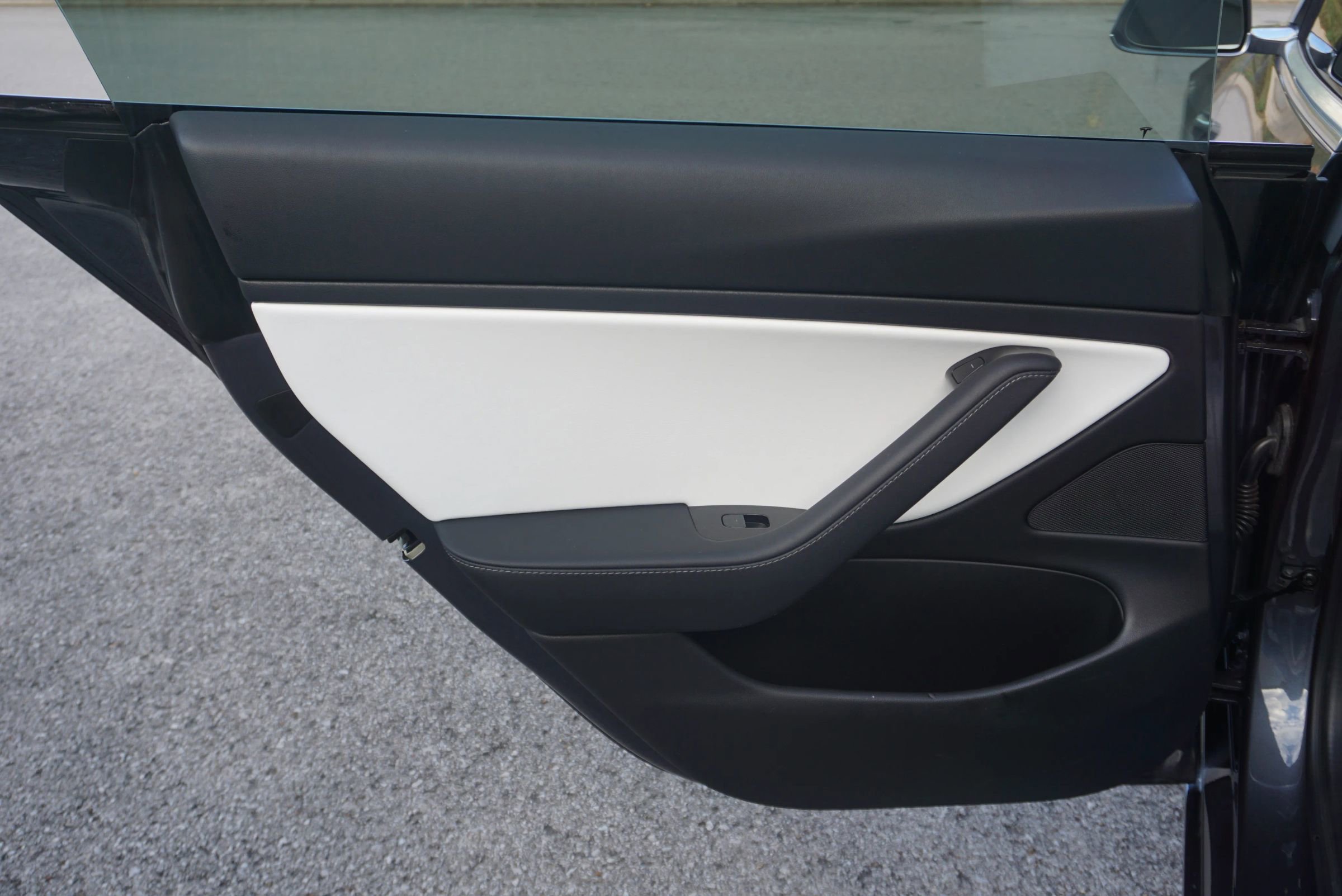 Used 2018 Tesla Model 3 Long Range image 18