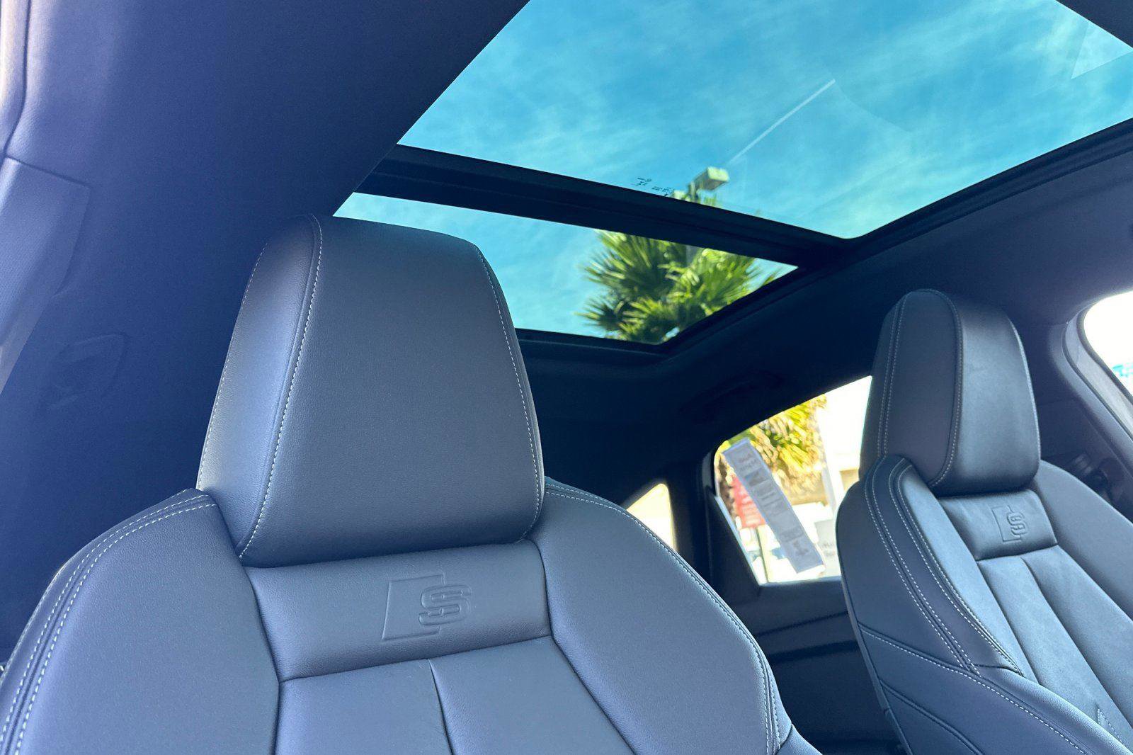 Certified 2025 Audi Q4 e-tron Premium Plus w/ Premium Plus image 17