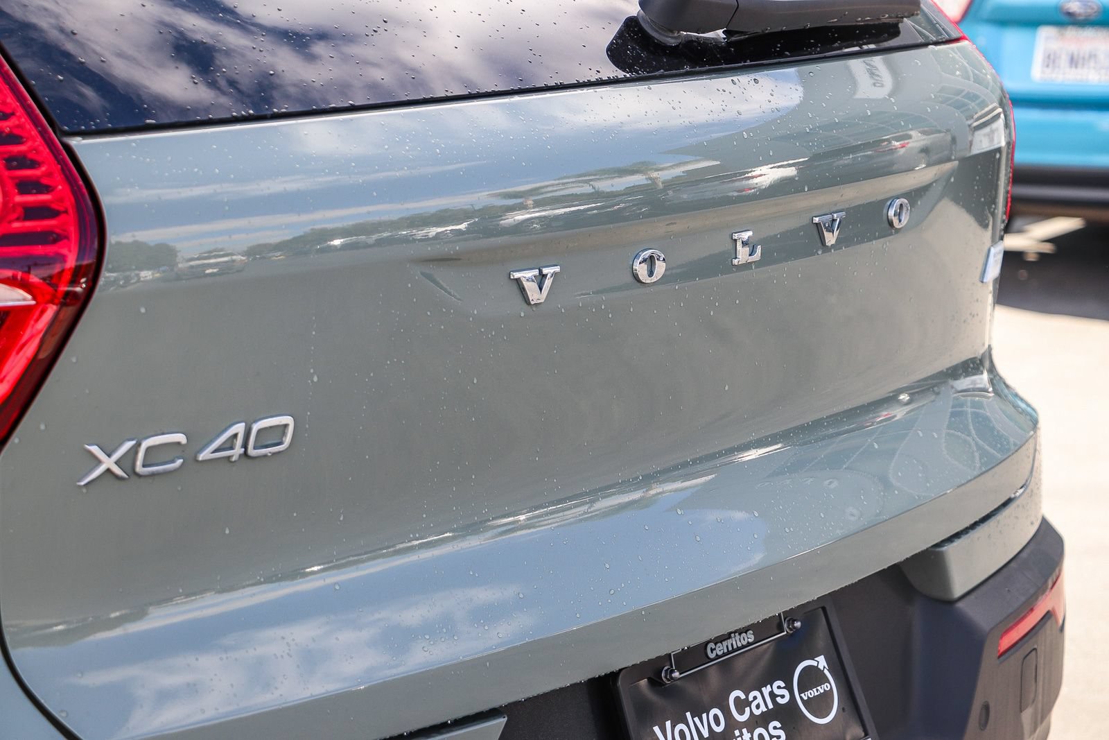 Used 2023 Volvo XC40 Recharge Ultimate AWD/4WD image 10