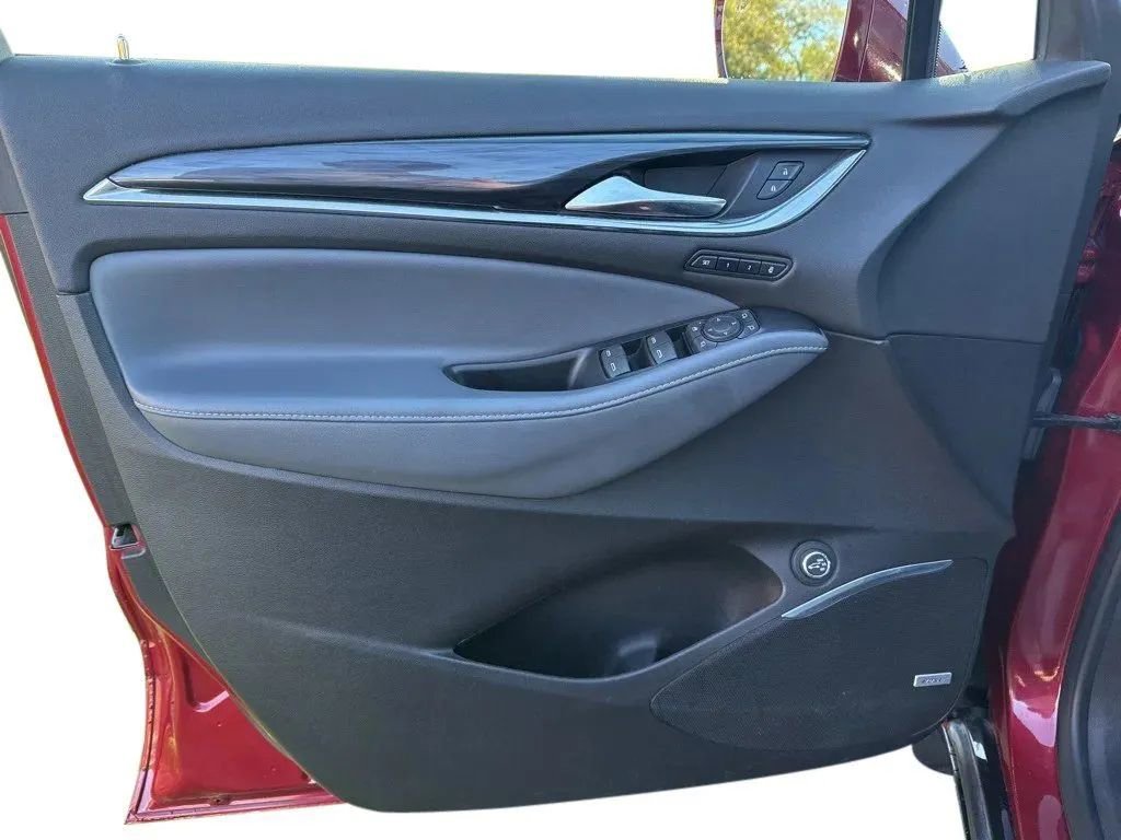 Used 2019 Buick Enclave Premium w/ Experience Buick Package image 11