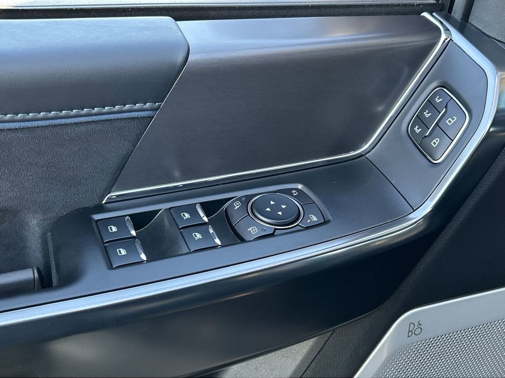 Used 2025 Ford F150 Platinum w/ Equipment Group 702A High image 24