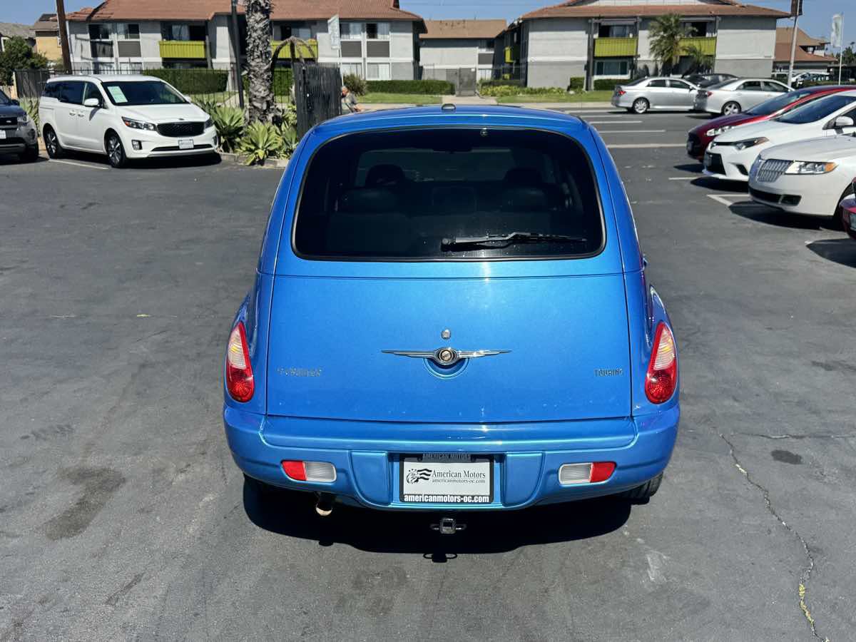 Used 2008 Chrysler PT Cruiser Touring FWD image 4
