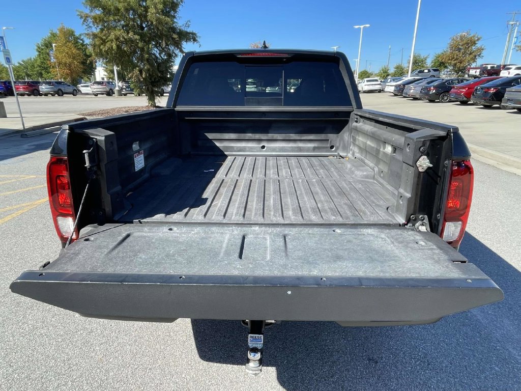 Used 2017 Honda Ridgeline Black Edition image 11
