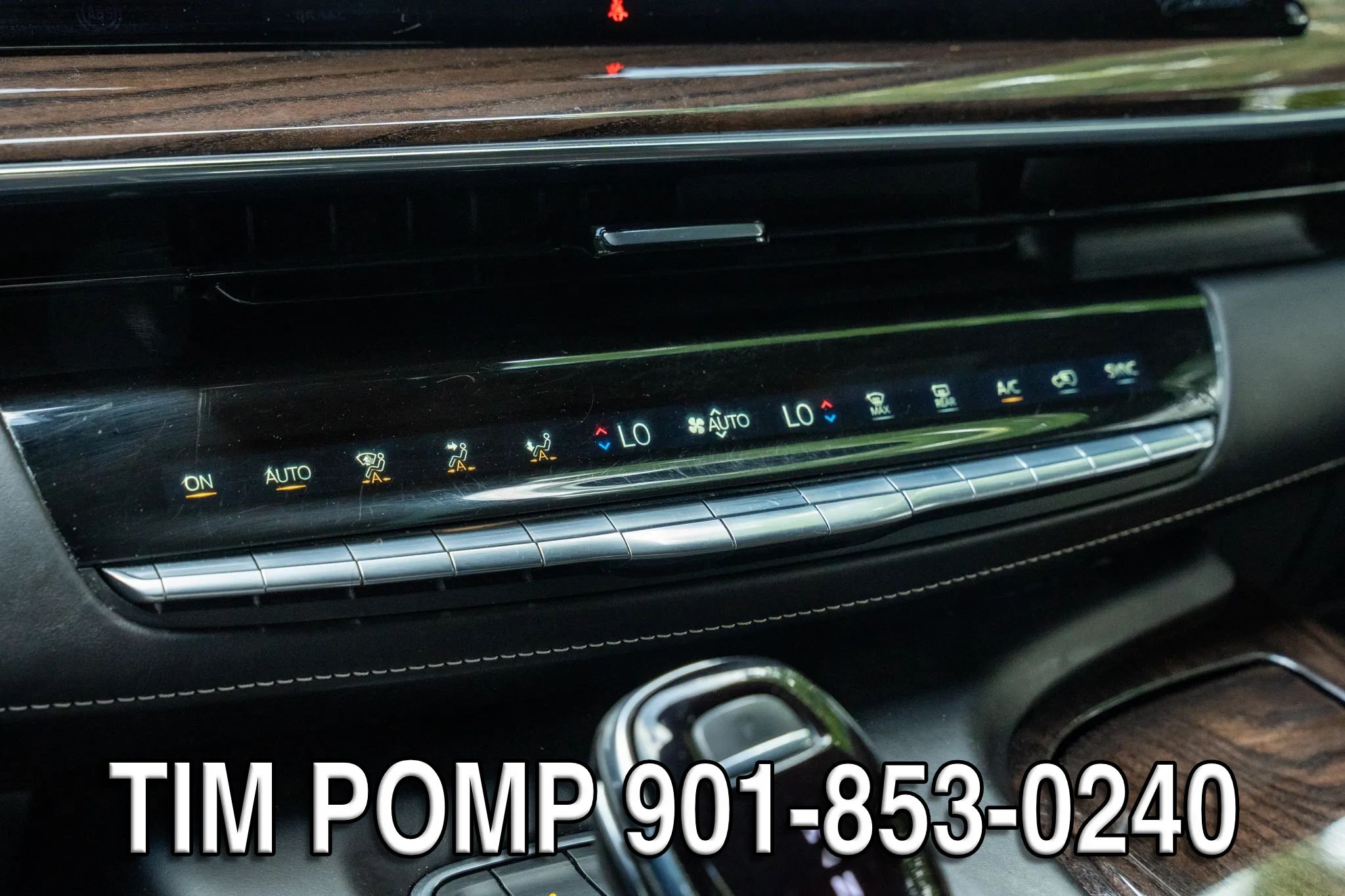 Used 2023 Cadillac Escalade ESV Sport Platinum w/ Heavy-Duty Trailer Package AWD/4WD image 24