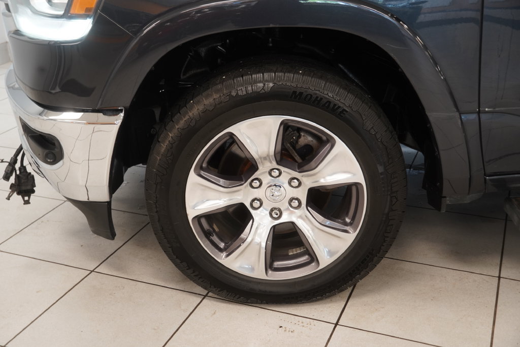 Used 2021 RAM 1500 Laramie AWD/4WD image 14