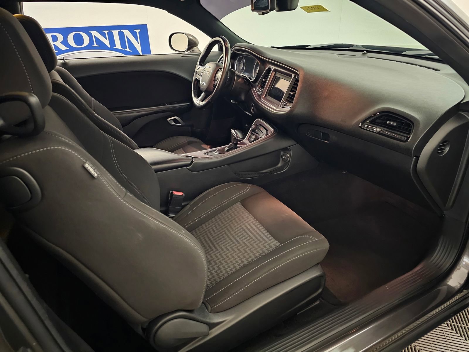 Used 2021 Dodge Challenger SXT image 32