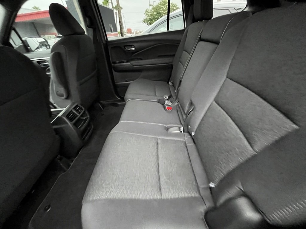 Used 2021 Honda Passport Sport image 16