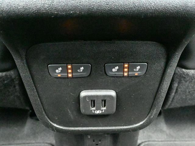 Used 2022 Chevrolet Equinox Premier image 40