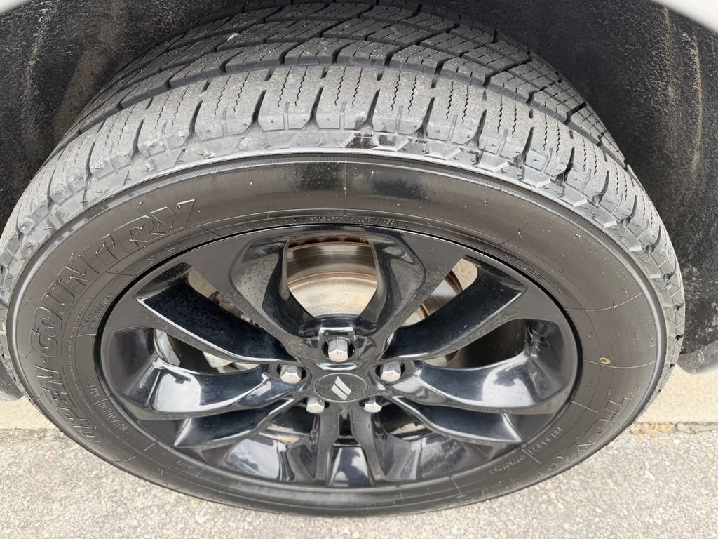 Used 2020 Dodge Durango R/T w/ Blacktop Package AWD/4WD image 23