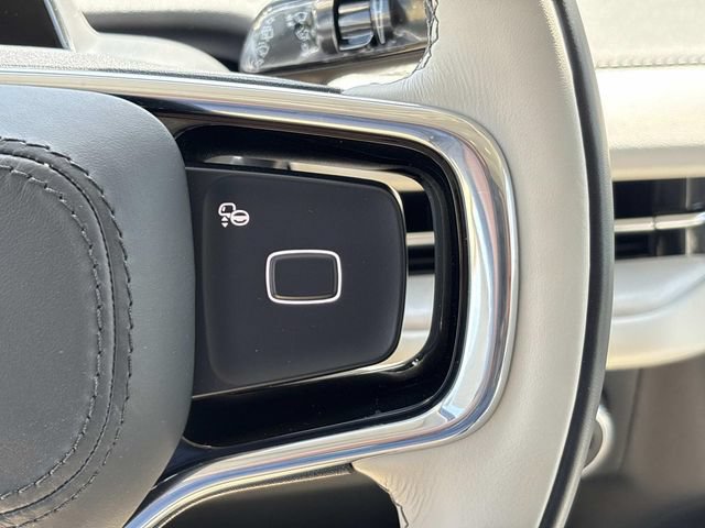 New 2026 Lincoln Navigator L Premier AWD/4WD image 27