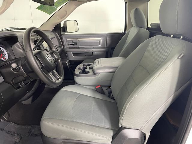 Used 2015 RAM 2500 Tradesman w/ Chrome Appearance Group RWD image 2