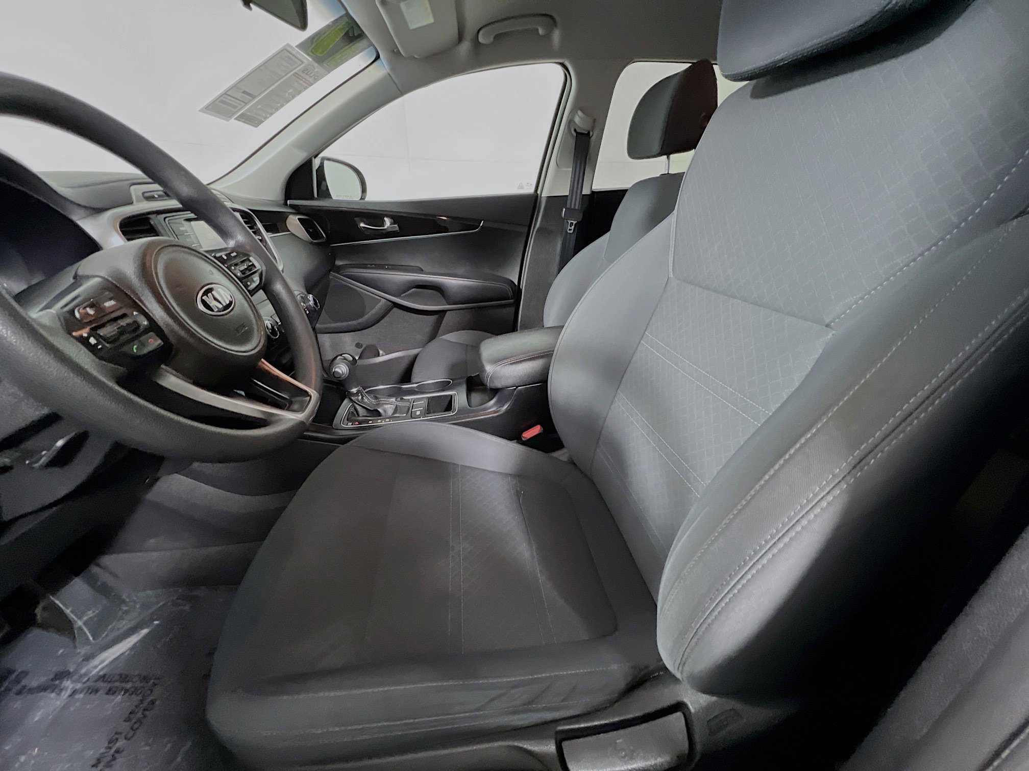 Used 2017 Kia Sorento LX image 15