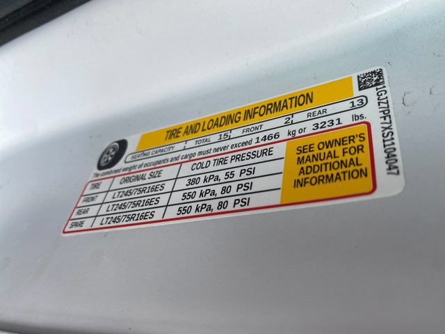 Used 2025 GMC Savana 3500 LT w/ LT Preferred Equipment Group RWD image 21