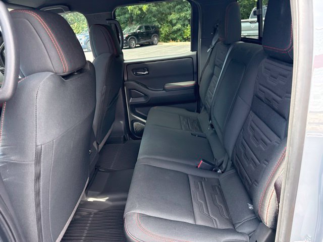 Used 2024 Nissan Frontier PRO-4X w/ Technology Package AWD/4WD image 18