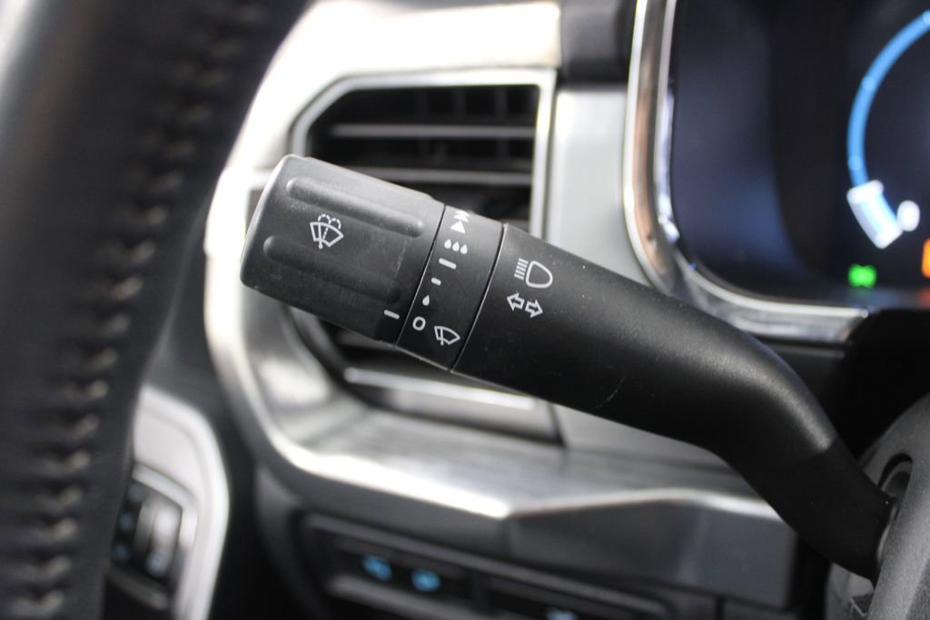 Used 2023 Ford F150 Lariat image 26