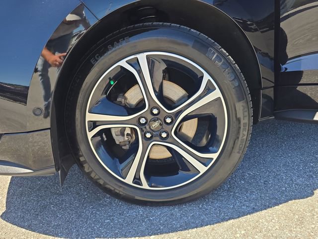 Used 2019 Ford Edge ST w/ Equipment Group 401A image 31