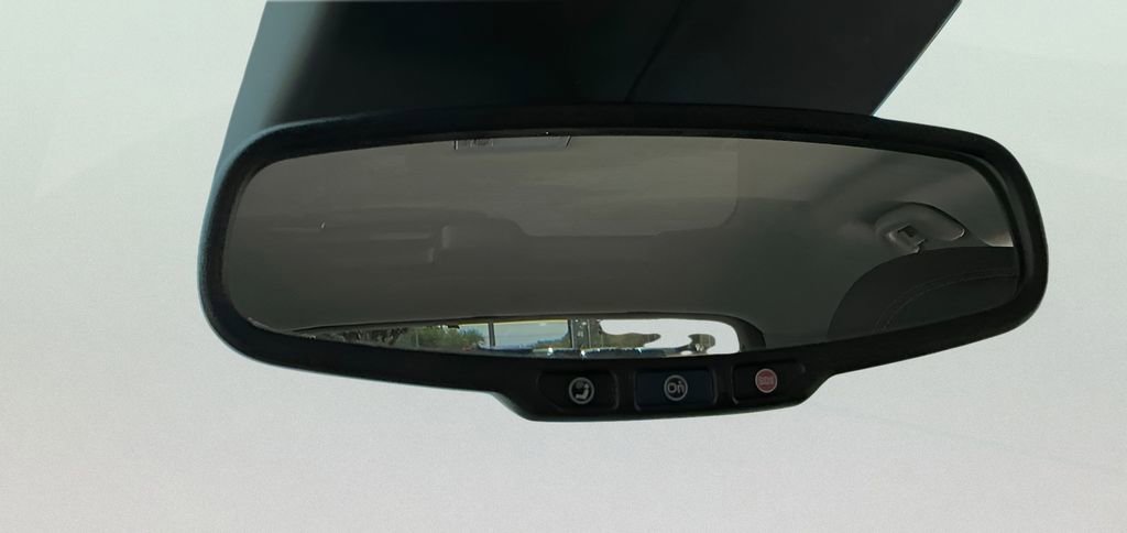 Used 2019 Chevrolet Trax LT w/ LT Convenience Package image 37