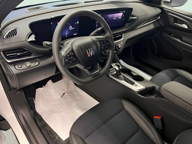 Certified 2025 Buick Envista Preferred FWD image 17