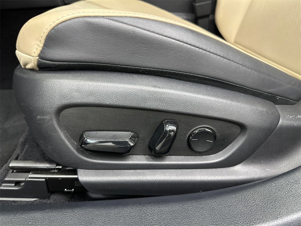 Used 2021 Lexus ES 350 w/ Premium Package image 10