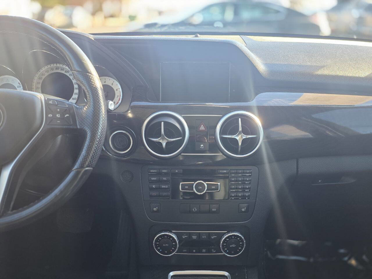 Used 2015 Mercedes-Benz GLK 350 GLK 350 4MATIC AWD 4dr SUV image 16