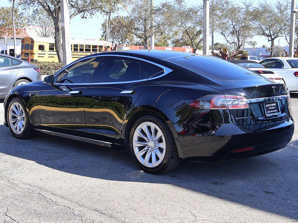 Used 2017 Tesla Model S 100D image 9