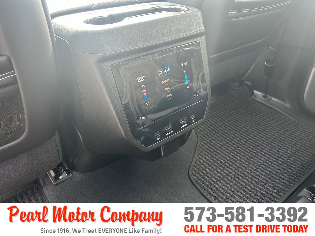 New 2026 GMC Yukon XL Denali Ultimate image 25