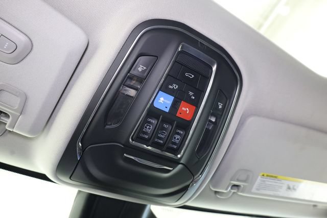 Used 2023 Jeep Grand Cherokee 4WD 4xe image 27