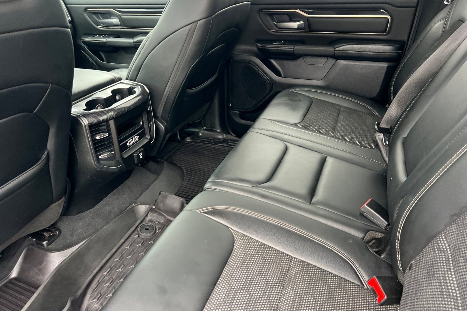 Used 2019 RAM 1500 Sport w/ Level 2 Equipment Group AWD/4WD image 8