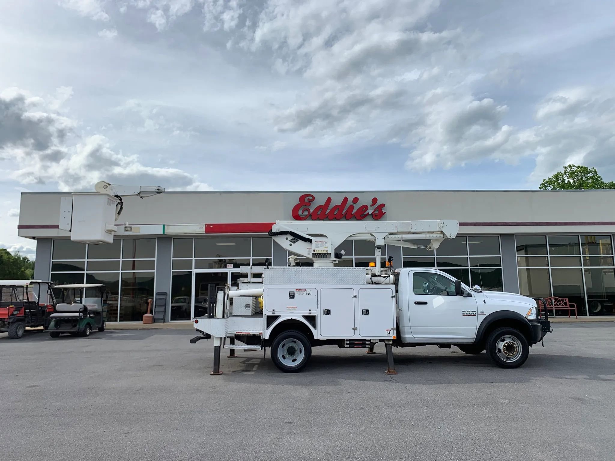 Used 2016 RAM 5500 Tradesman AWD/4WD image 49