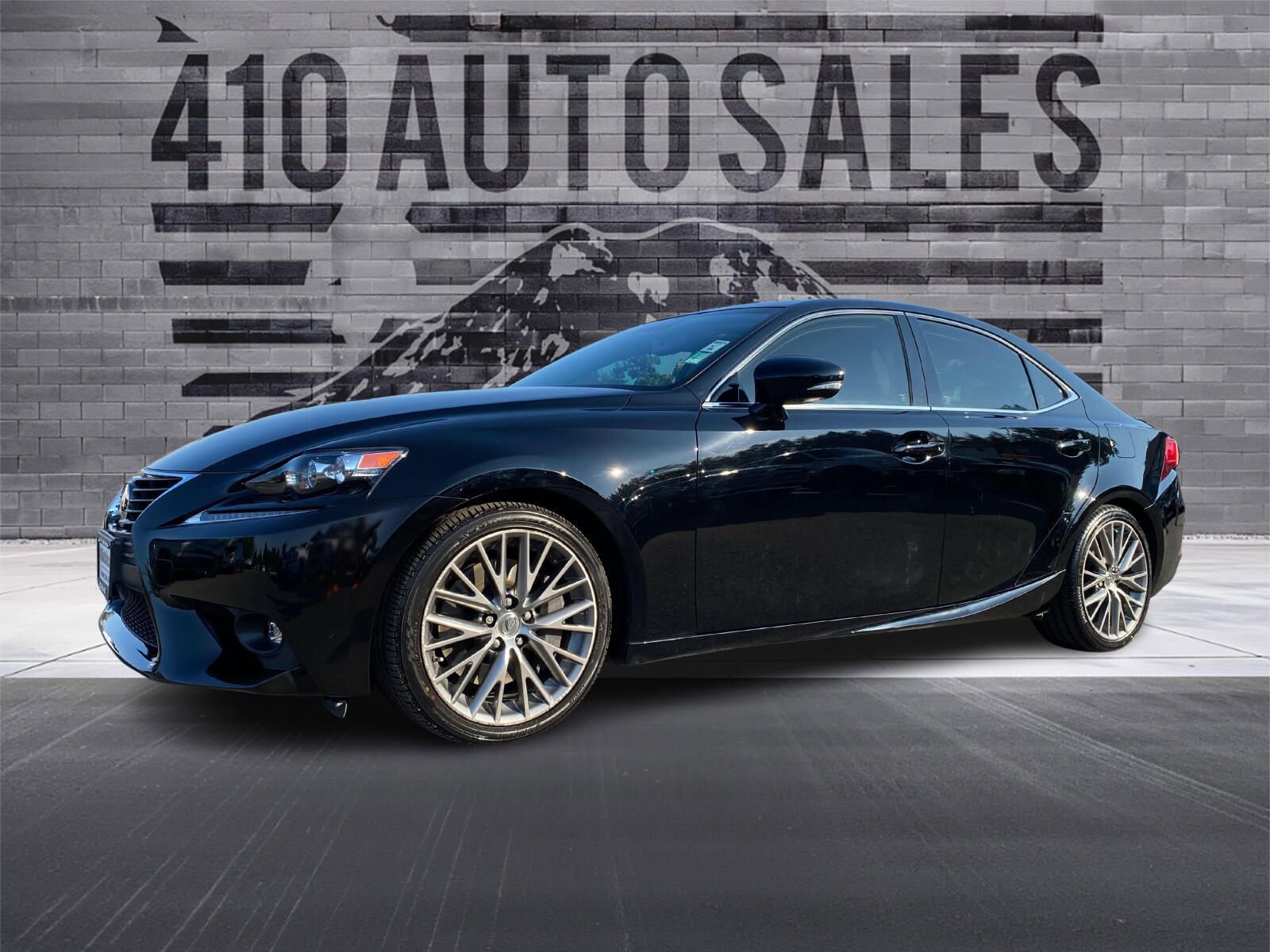 Used 2016 Lexus IS 300 AWD image 6