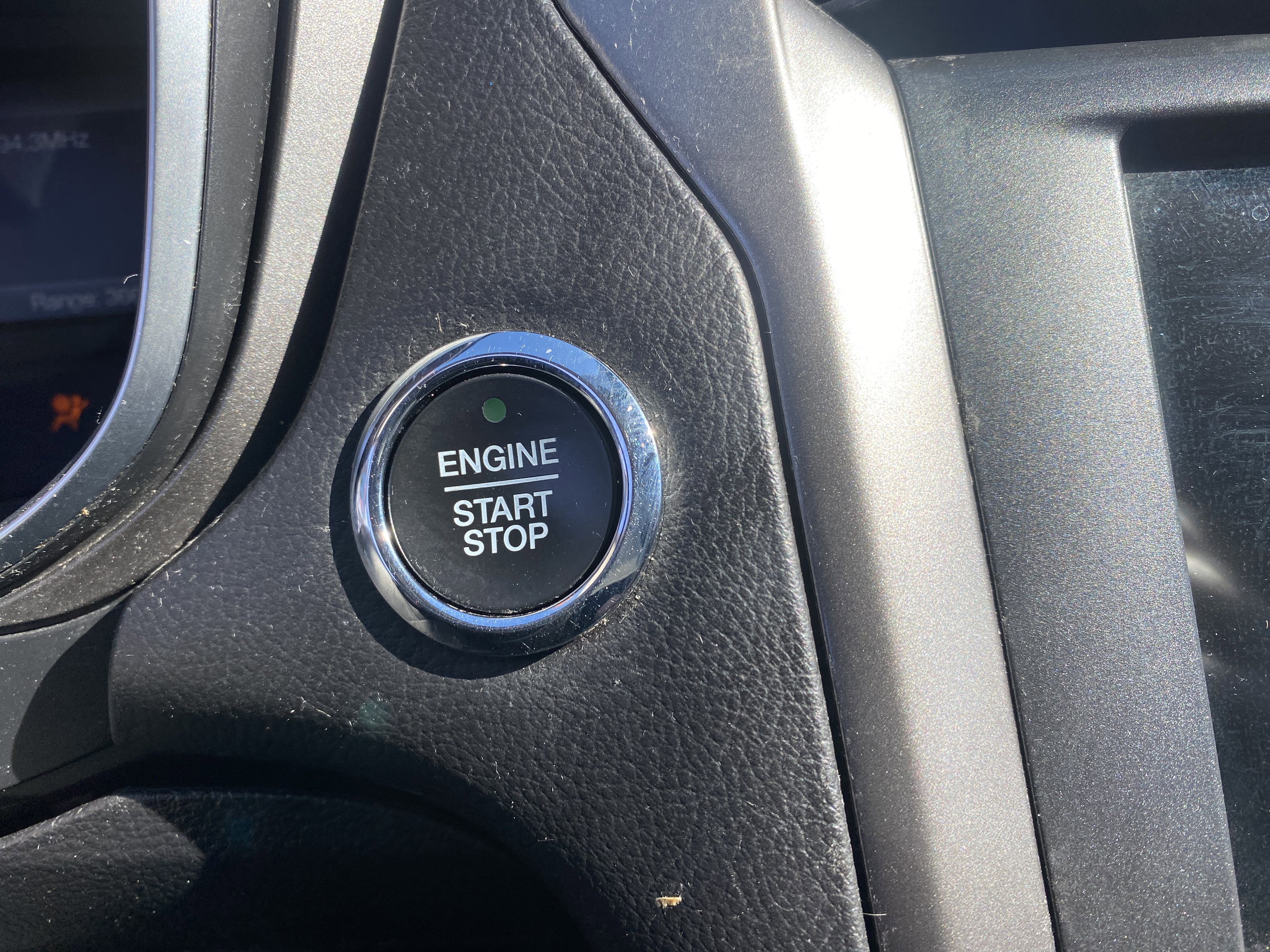 Used 2019 Ford Fusion SE image 27