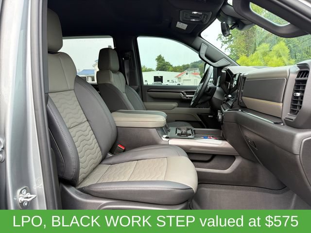 Used 2026 Chevrolet Silverado 2500 ZR2 w/ LPO, Dark Essentials Package AWD/4WD image 4