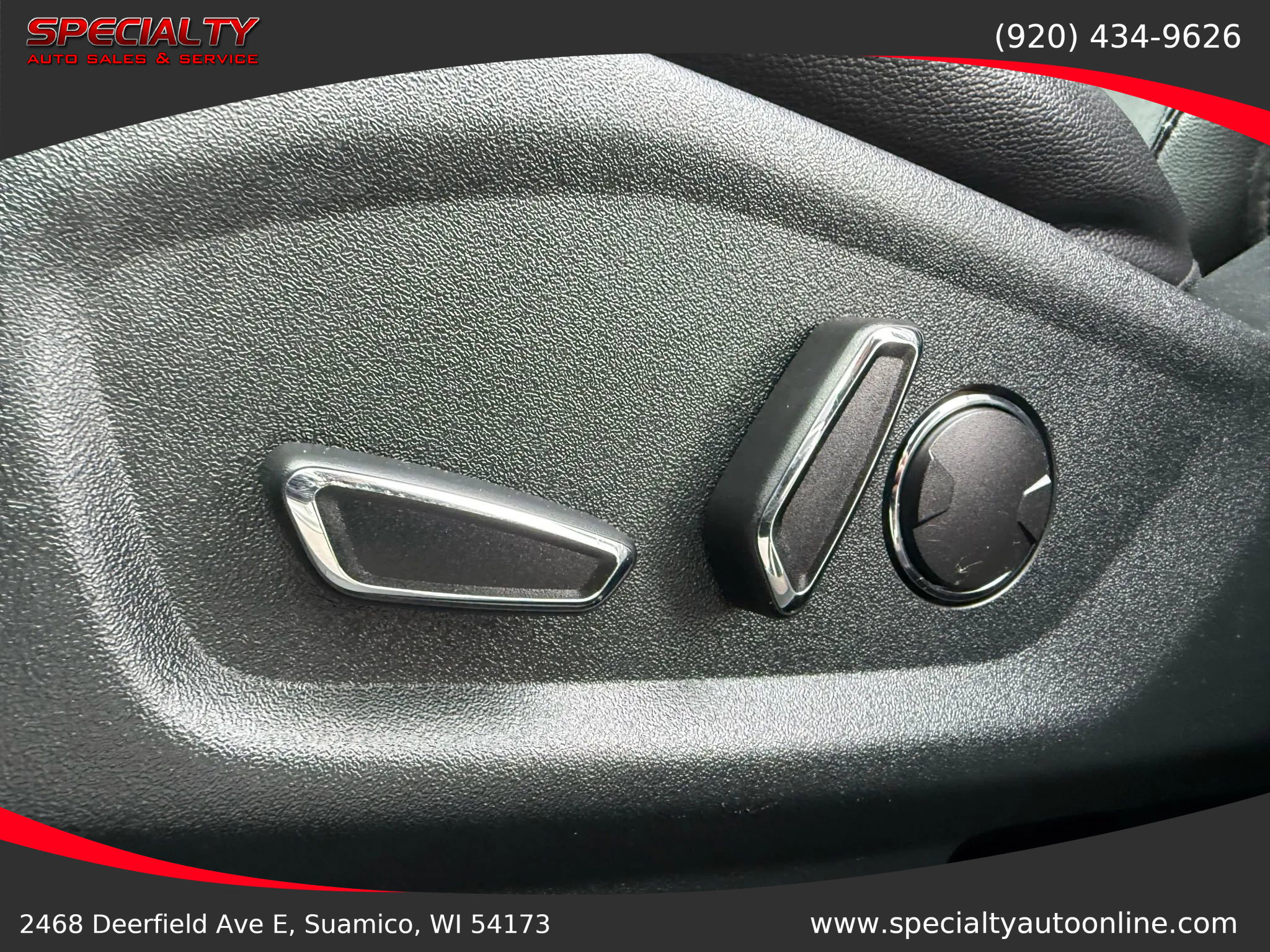 Used 2018 Ford Explorer XLT w/ Equipment Group 202A image 34