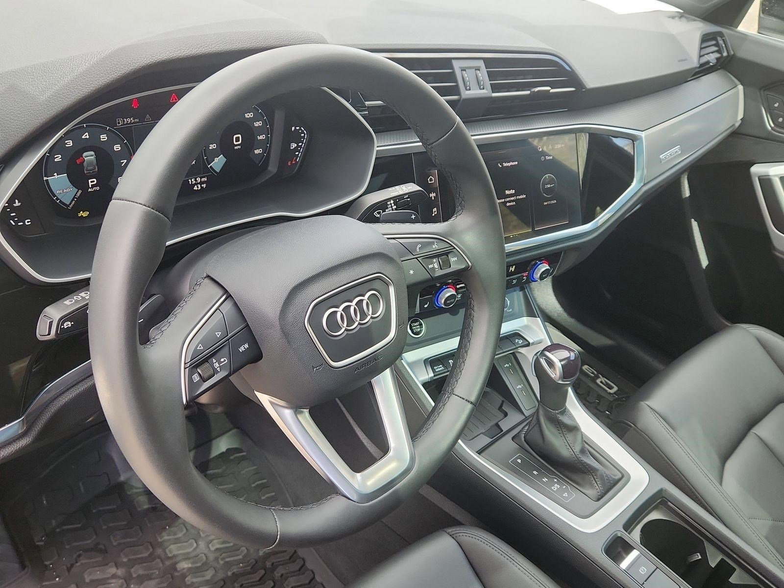 Certified 2025 Audi Q3 2.0T Premium w/ Convenience Package image 4