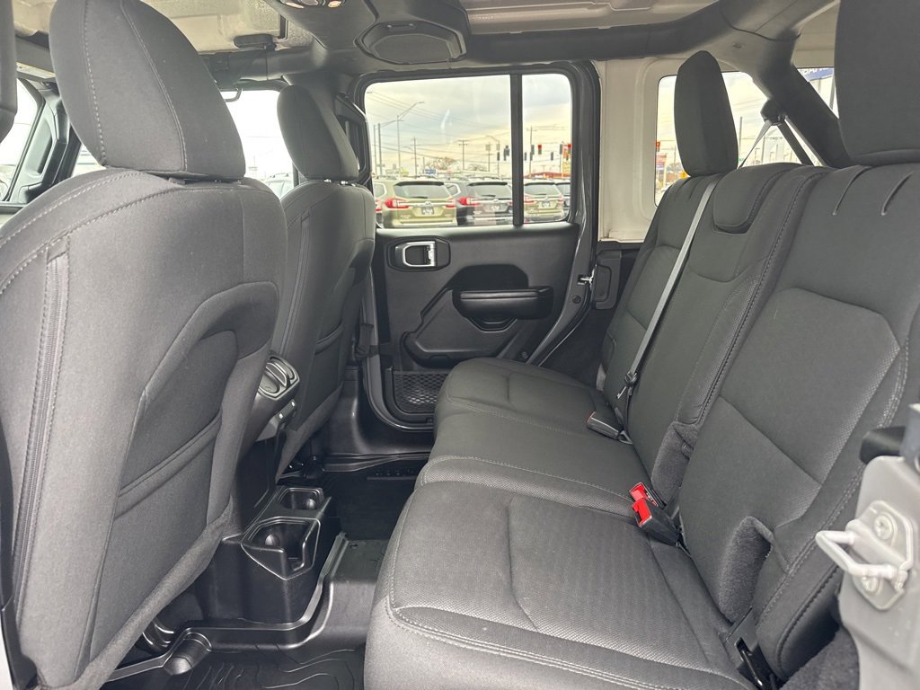 Used 2020 Jeep Wrangler Unlimited Sport image 21