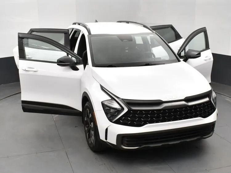 Used 2023 Kia Sportage X-Line AWD/4WD image 10