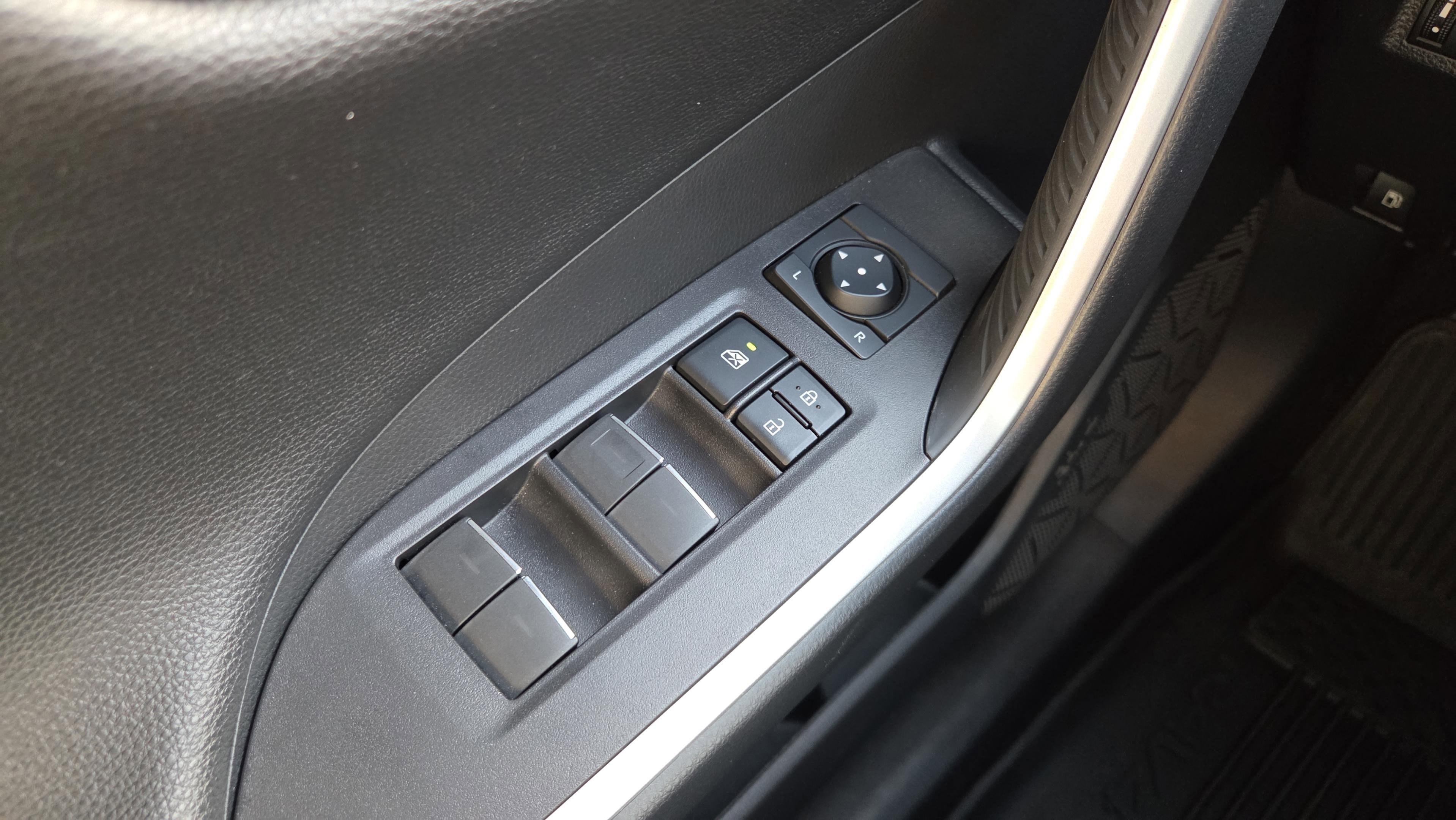 Certified 2025 Toyota RAV4 XSE image 26