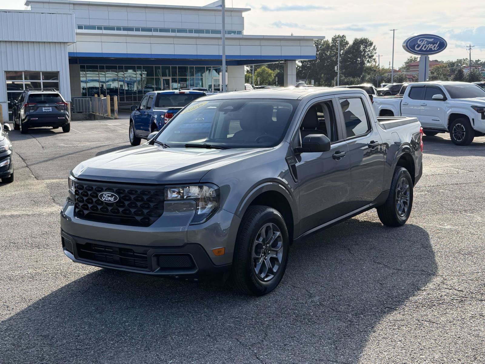 Used 2026 Ford Maverick XLT AWD/4WD image 5