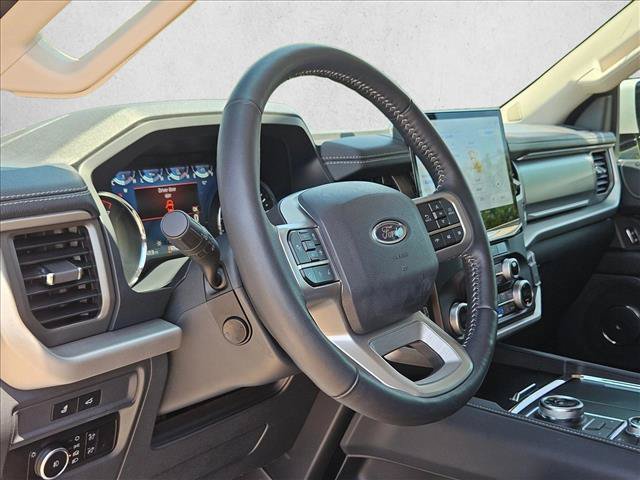 Used 2024 Ford Expedition Max XLT AWD/4WD image 10