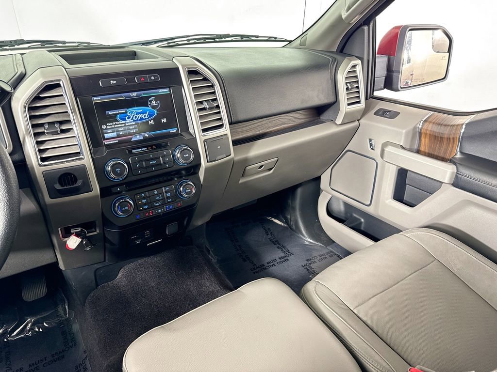 Used 2015 Ford F150 Lariat RWD image 25