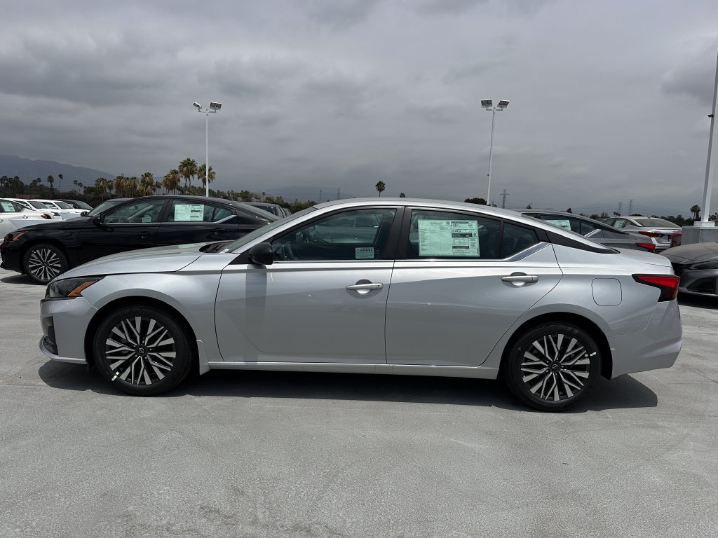 New 2026 Nissan Altima 2.5 SV FWD image 3