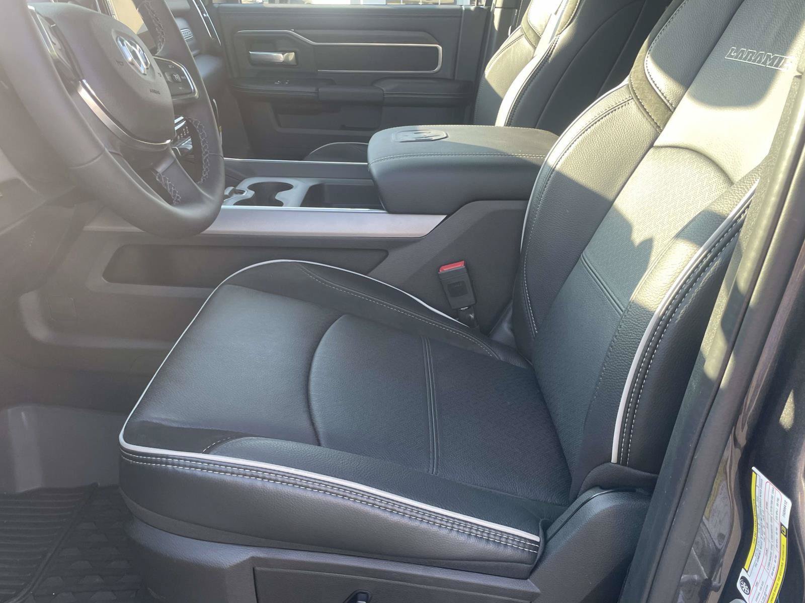New 2026 RAM 2500 Laramie w/ Night Edition AWD/4WD image 7