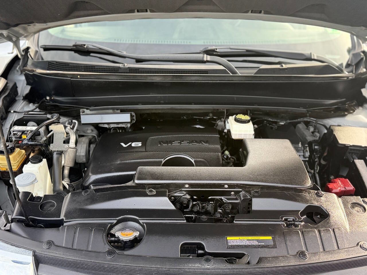 Used 2017 Nissan Pathfinder S image 5