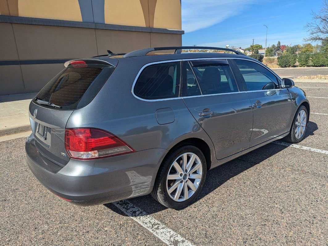 Used 2011 Volkswagen Jetta TDI image 5