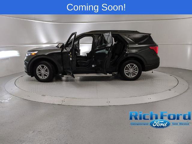 Certified 2024 Ford Explorer XLT image 11